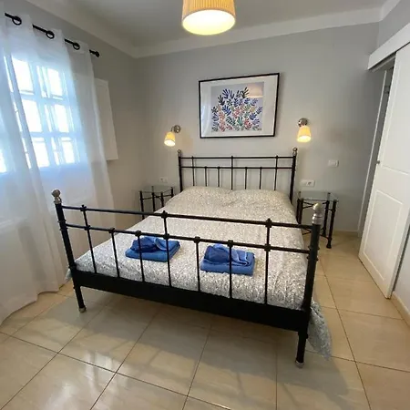 Miramar Apartment *